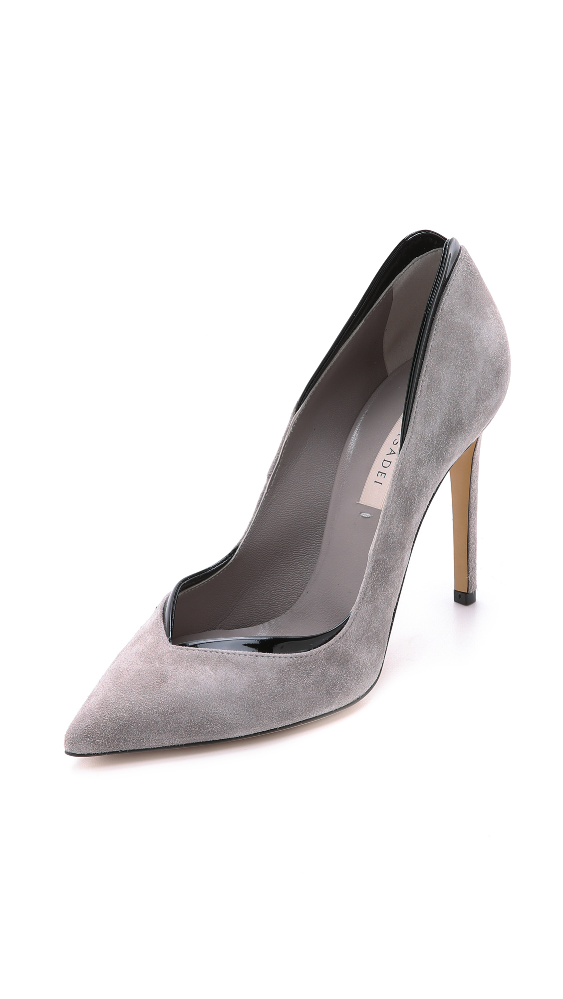 Grey Pumps – Classy Items to Pair with Them