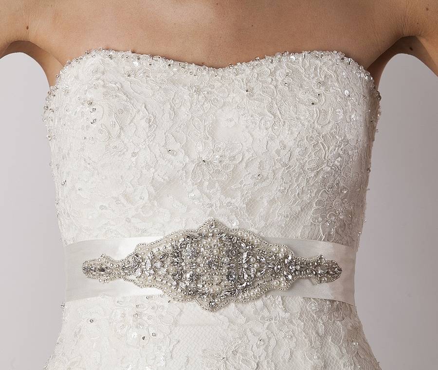 Wedding Dress Belts – The Perfect One for Your Dress