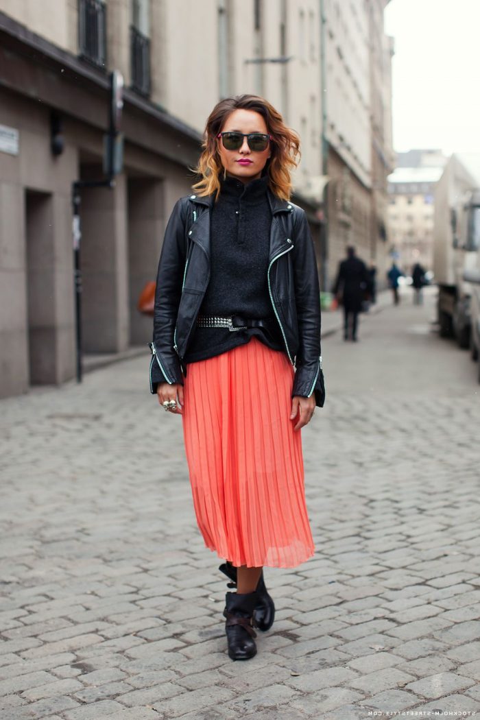 Pleated Skirts Simple Outfit Ideas to Try 2021