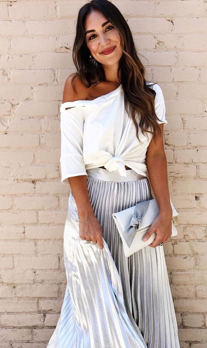 Pleated Skirts Simple Outfit Ideas to Try 2021