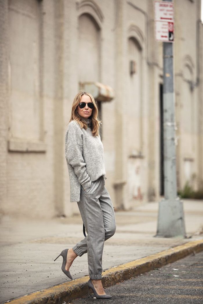 Street style sweatpants are looking for women 2021