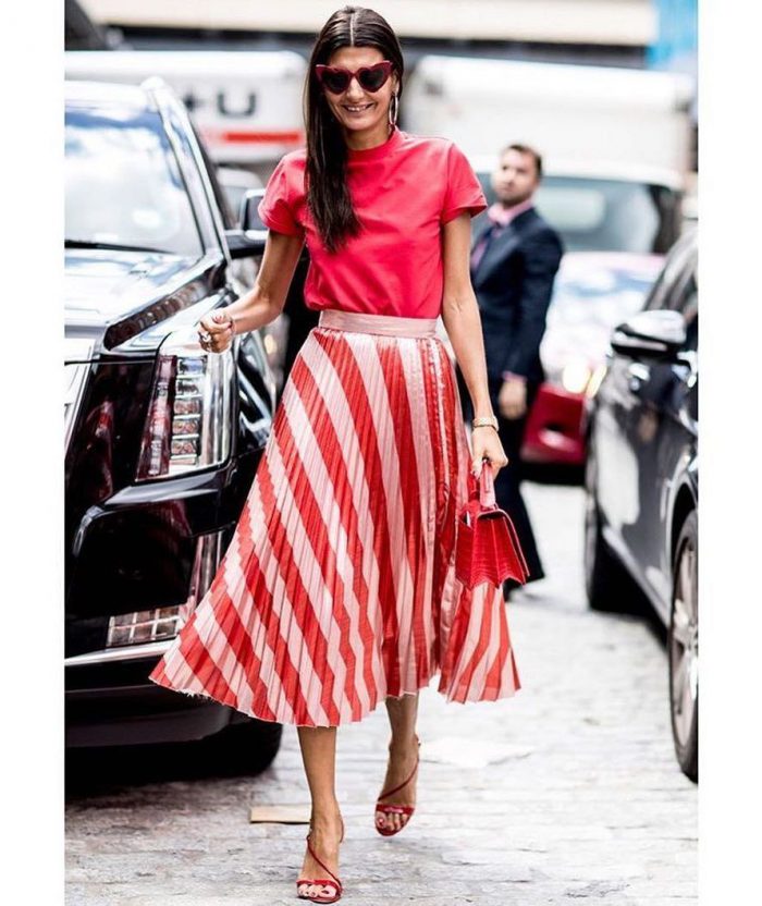 How to wear midi skirts in 2021