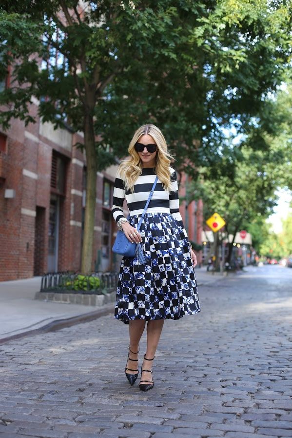 How women should mix prints and patterns in 2021
