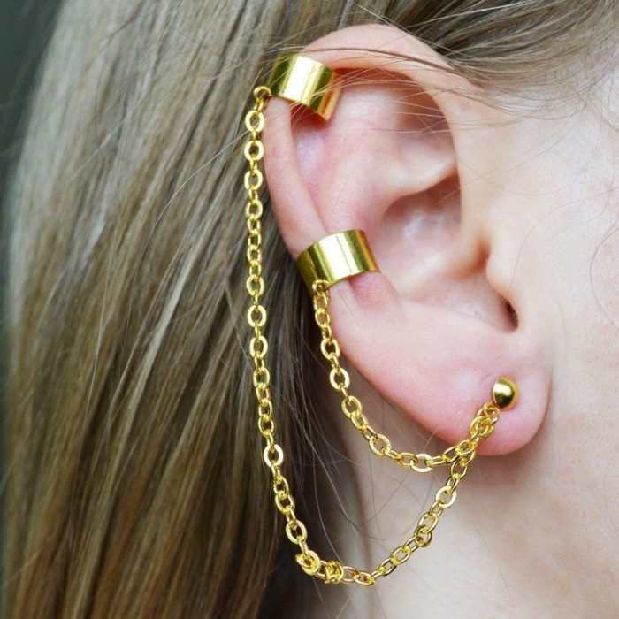 Jewelry Trends: How To Wear Ear Warmers In 2021