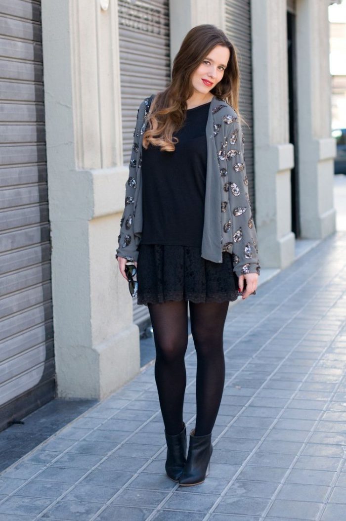 Stylish ways to wear tights in 2021
