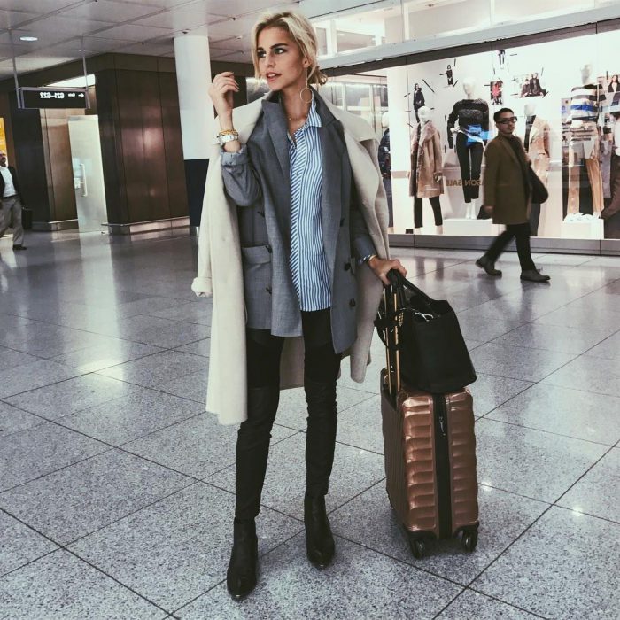 Airport Style Ultimate Guide to Awesome Look 2021