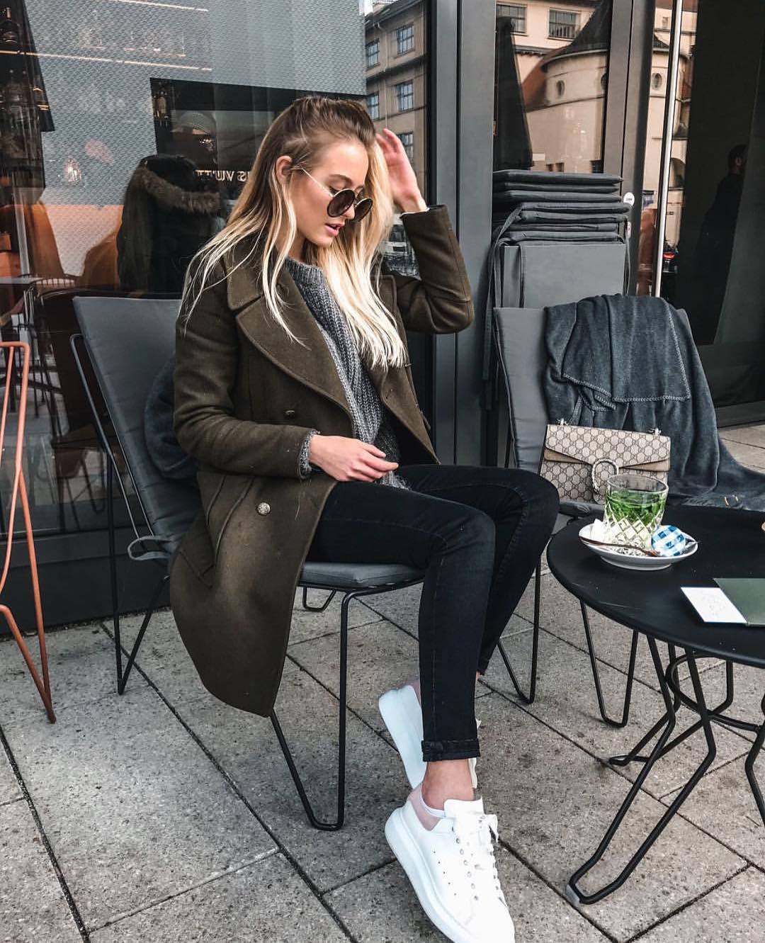 Dark Green Wool Coat With Grey Sweater,
Black Skinnies And White Sneakers For Fall