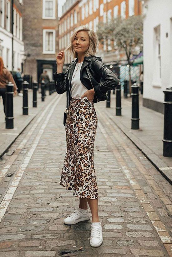 Leopard Print Midi Skirt With White
Sneakers