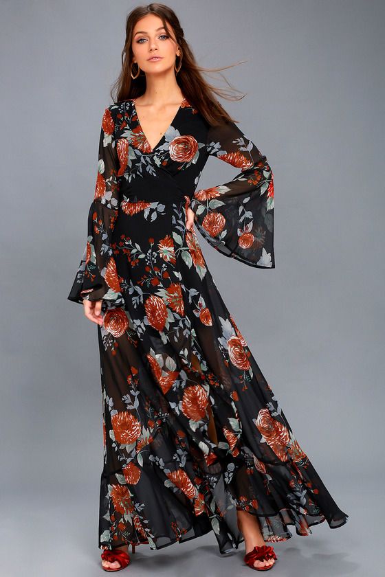 Maxi Gown In Black Floral Print Outfit