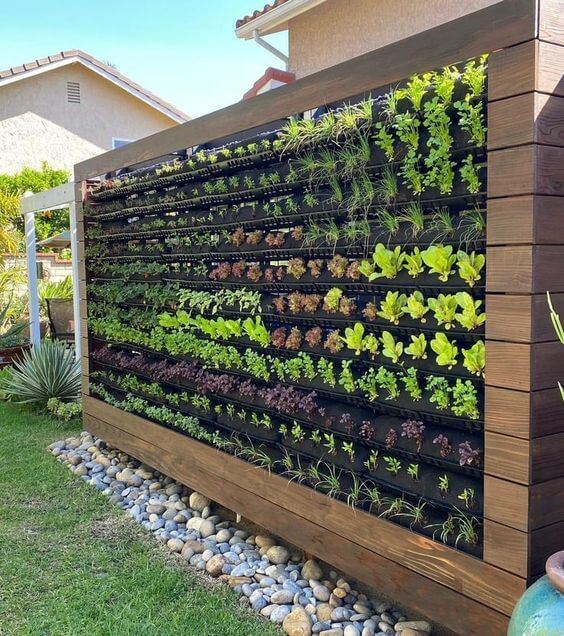 37 beautiful vertical garden ideas to decorate your patio - 229