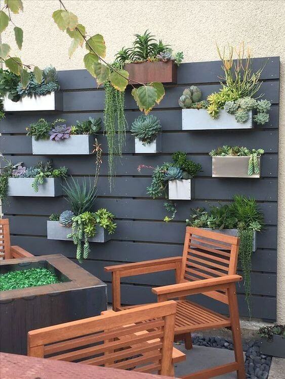 37 beautiful vertical garden ideas to decorate your patio - 239