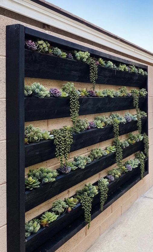 37 beautiful vertical garden ideas to decorate your patio - 249