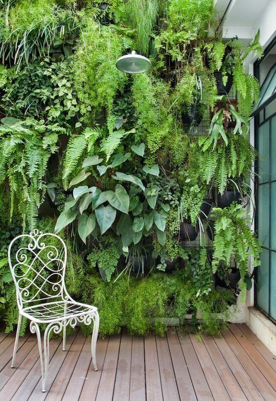 37 beautiful vertical garden ideas to decorate your patio - 257