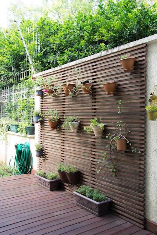 37 beautiful vertical garden ideas to decorate your patio - 267