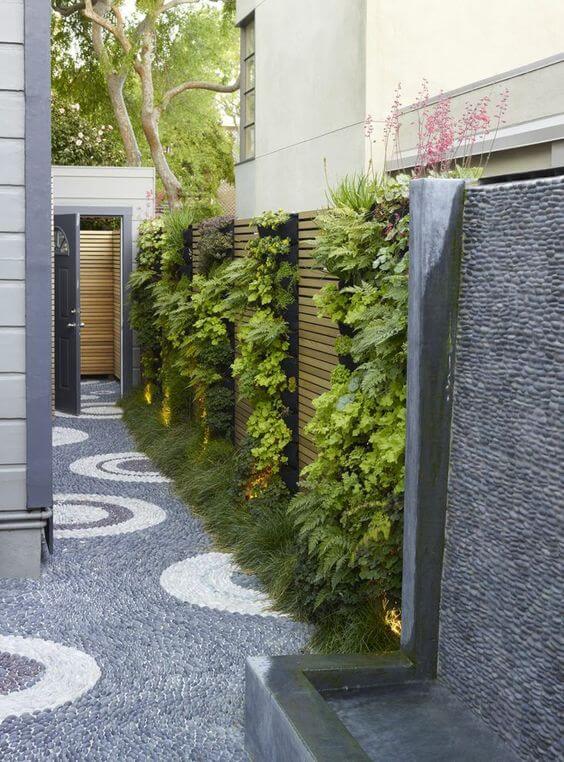 37 beautiful vertical garden ideas to decorate your patio - 281