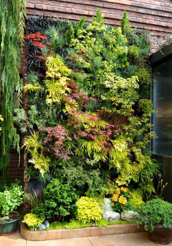 37 beautiful vertical garden ideas to decorate your patio - 297