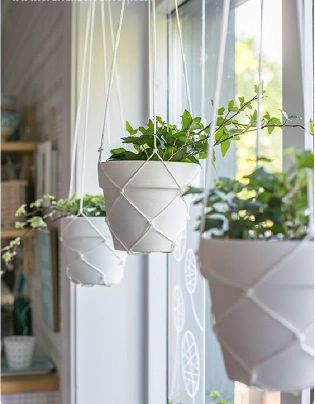 15 Unique DIY Hanging Planter Ideas - 81