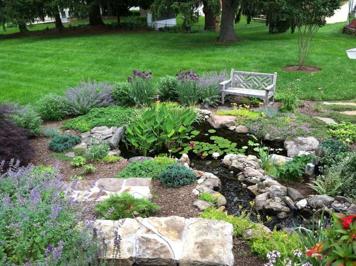 Garden path and seating area #hillsidelandscaping #budget #decorhomeideas