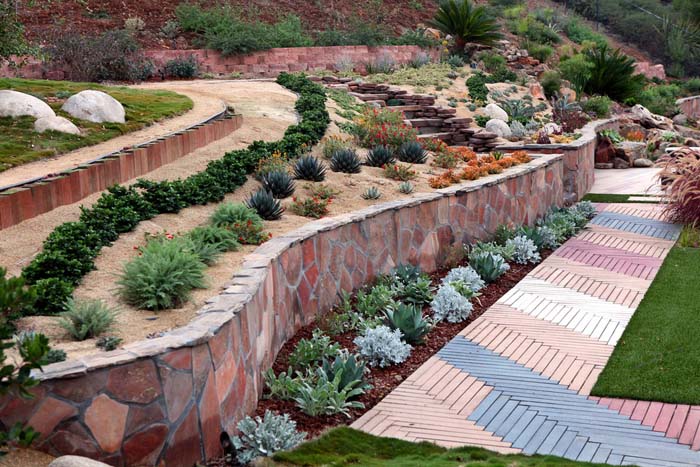 Mix and match materials #hillsidelandscaping #budget #decorhomeideas