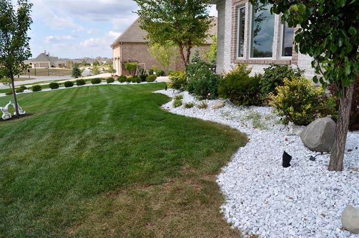 Create a grouping #whiterock #landscapingideas #decorhomeideas